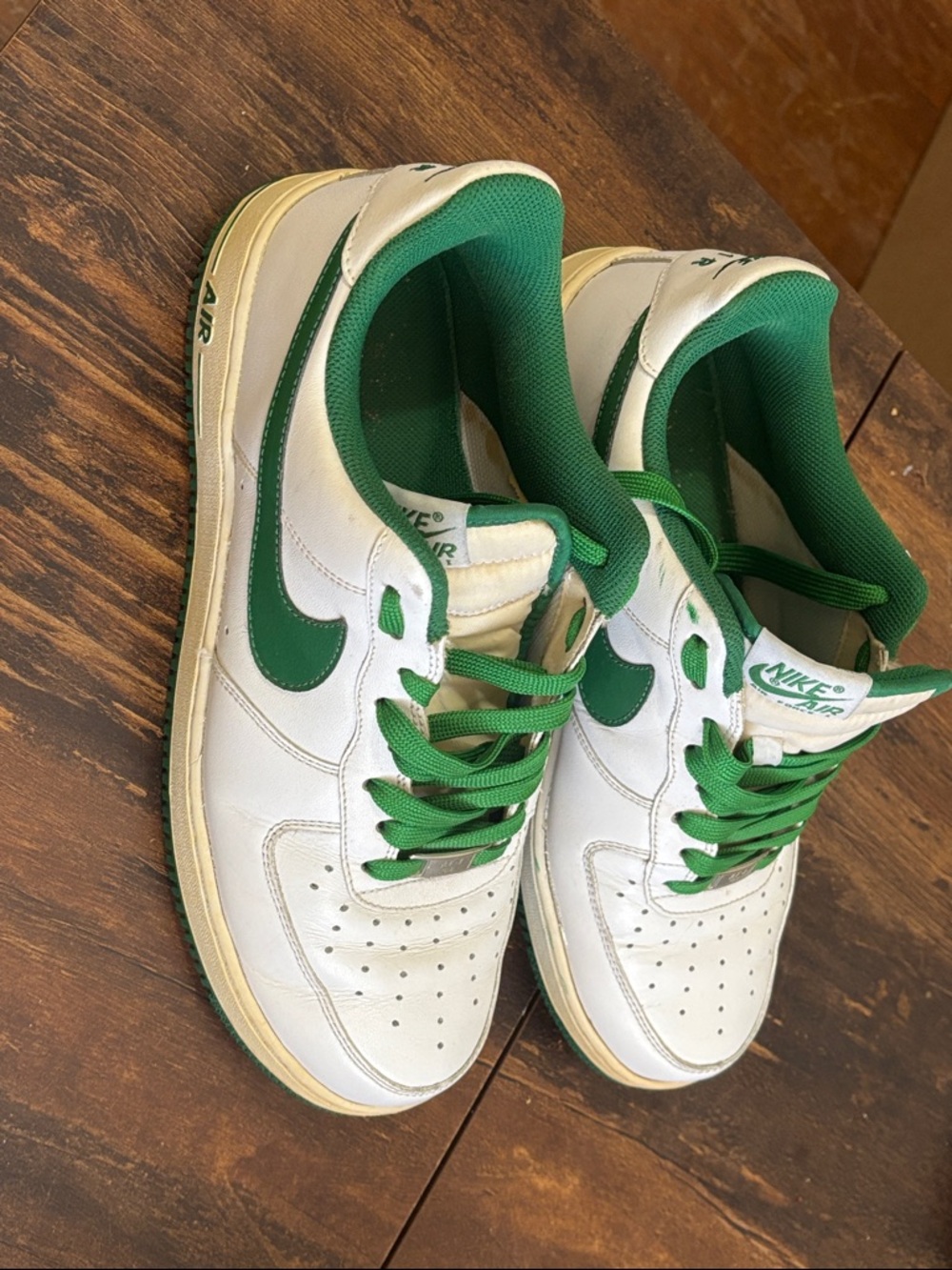 Nike Green and White Low-Top Sneakers